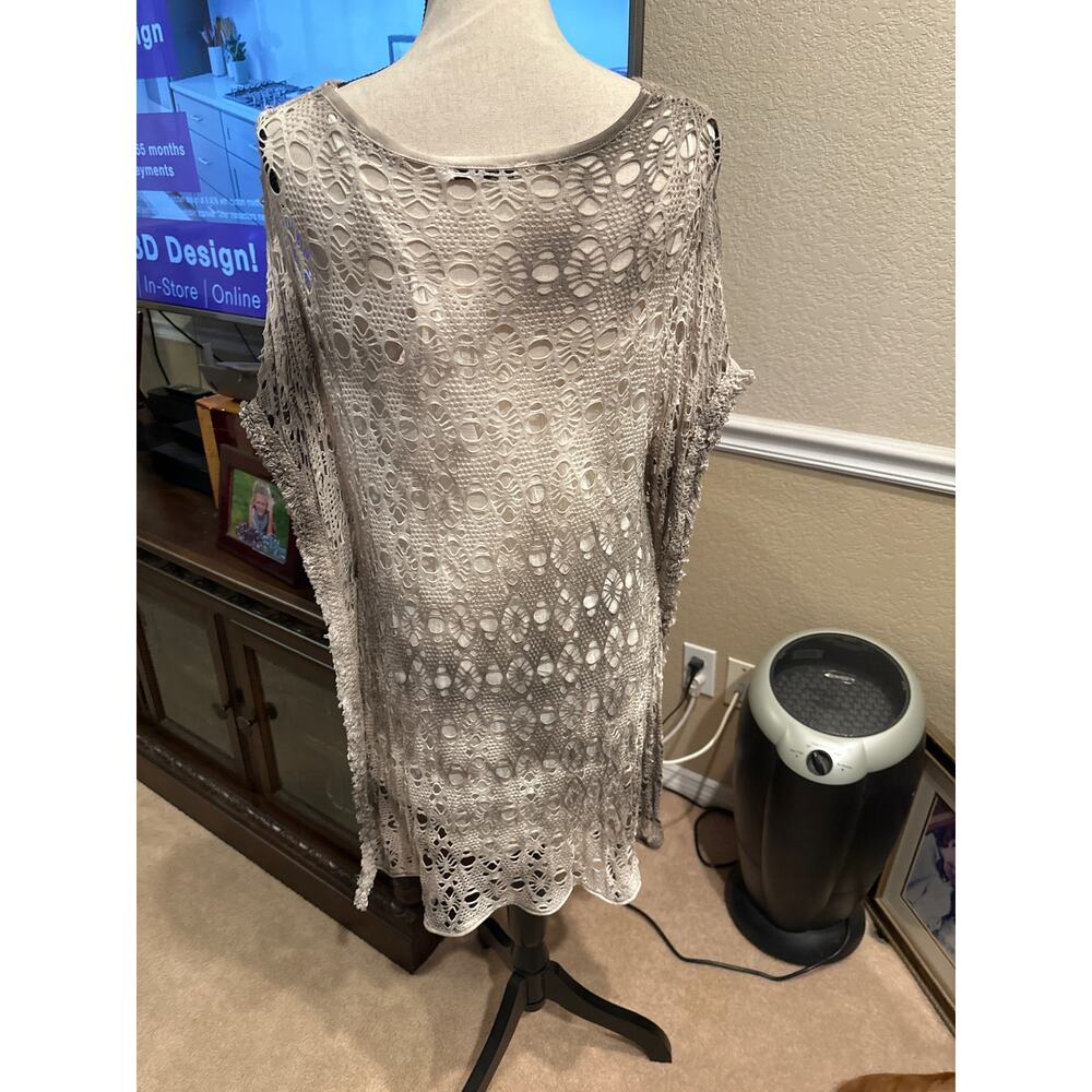 Women’s Angela Mara Mini Boho Dress. Size Medium - Picture 5 of 5